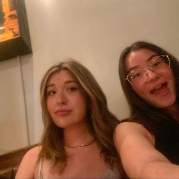 Meet your Posher, Mio - Picture 1 of 2